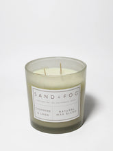 Cashmere & Linen 21 oz scented candle